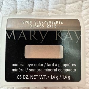 MK Mineral Eye Color